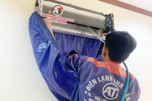 Vệ sinh máy lạnh Điện lạnh Anh Thắng