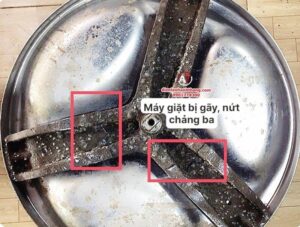 Chảng ba máy giặt bị gãy
