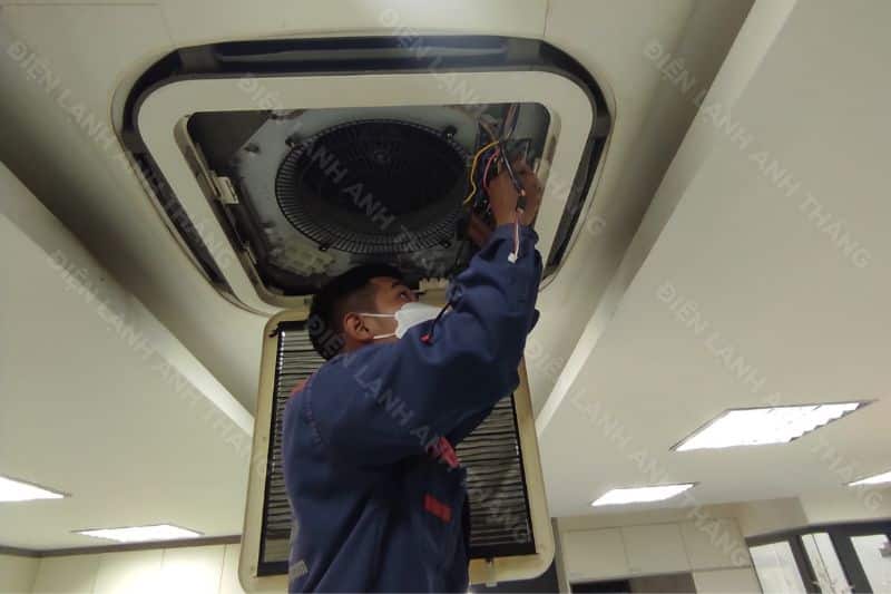 Sửa máy lạnh âm trần cassette Điện lạnh Anh Thắng