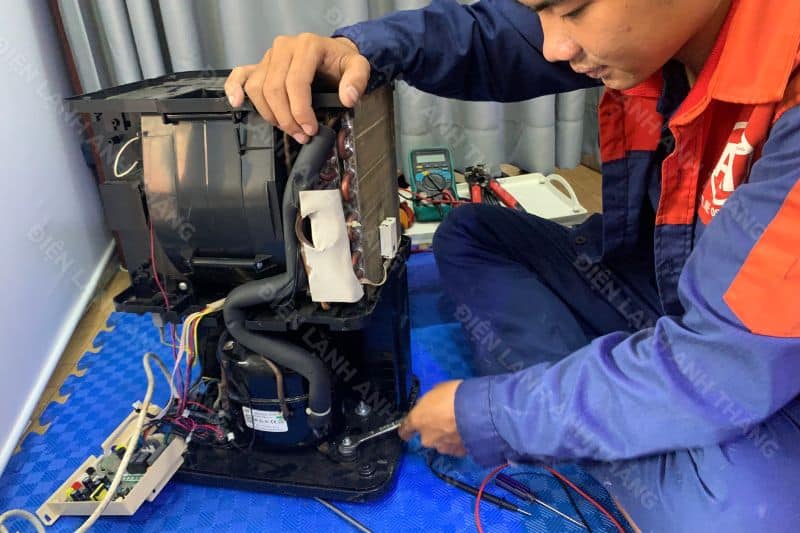 Sửa chữa máy hút ẩm nội địa nhật Điện lạnh Anh Thắng