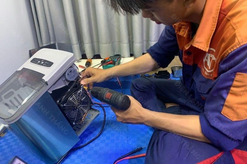 Sửa chữa máy làm đá Điện lạnh Anh Thắng