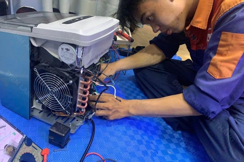 Sửa máy làm đá gần đây Điện lạnh Anh Thắng