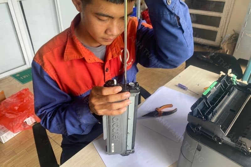 Thay mực máy in Điện lạnh Anh Thắng