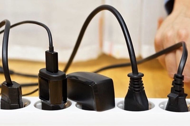 cắm chung với nhiều thiết bị điện