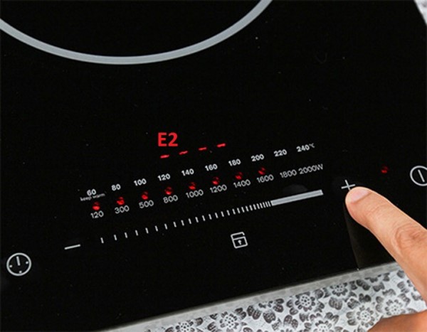 Nhận biết bếp từ báo lỗi e2