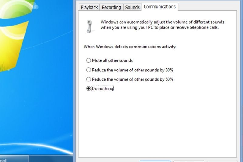 Chọn tab Communications