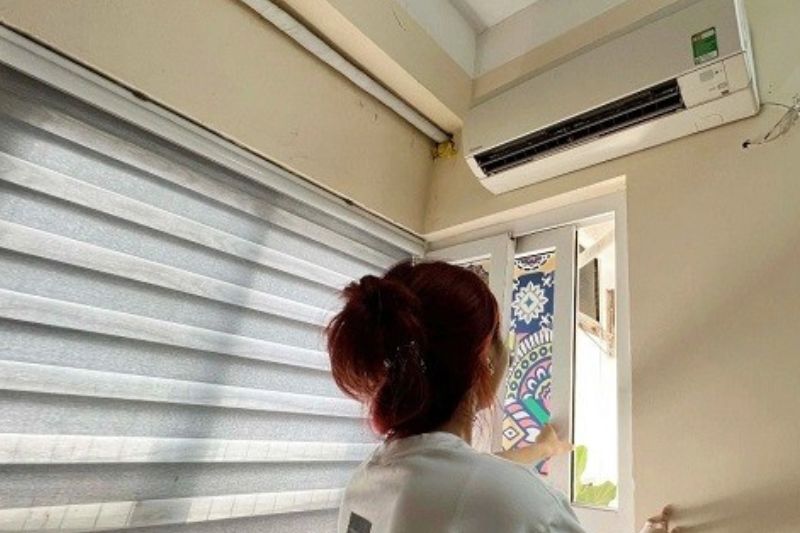 đóng kín cửa
