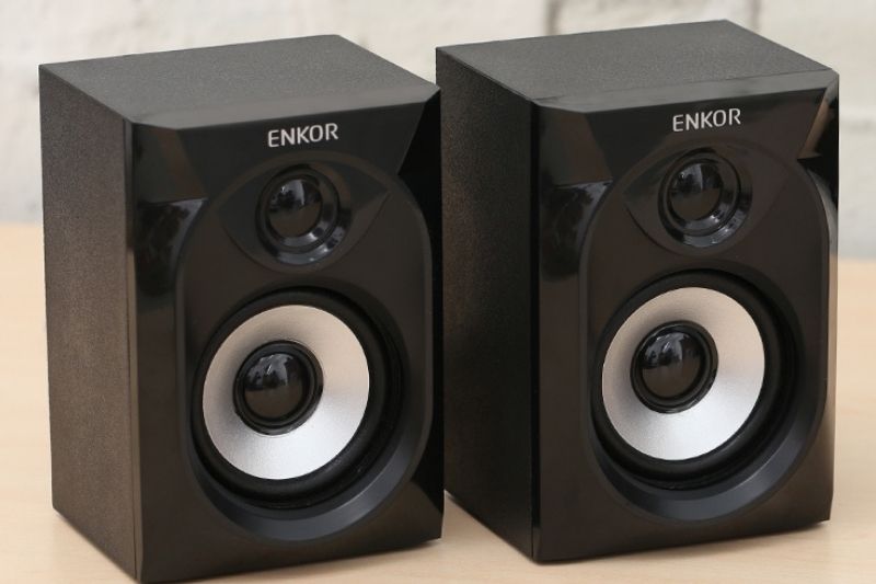loa enkor r228