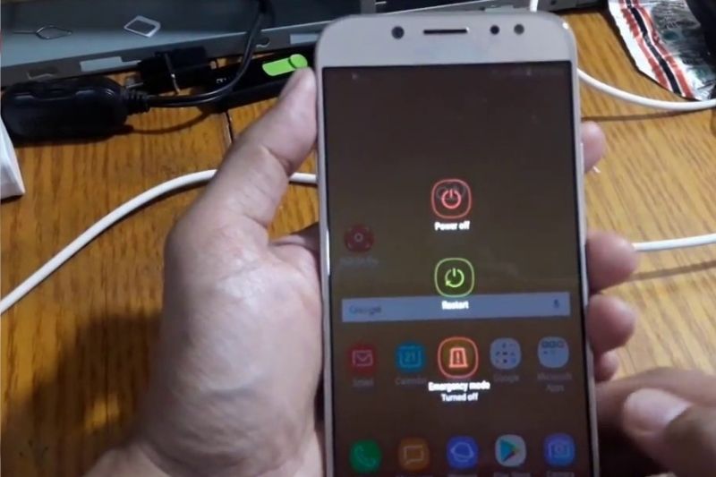 root điện thoại không đúng cách