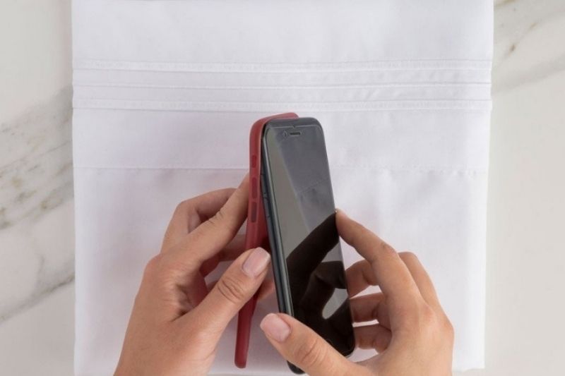 tháo ốp điện thoại