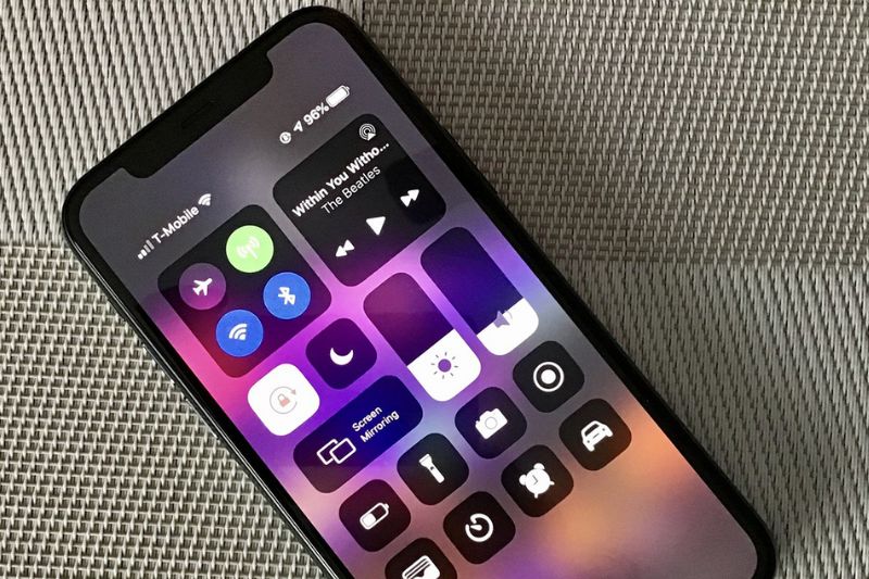 trung tâm điều khiển iphone
