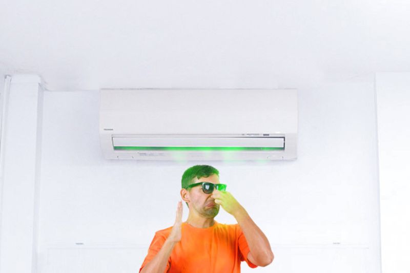 mùi gas máy lạnh trong phòng