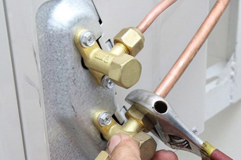 khóa ga máy lạnh