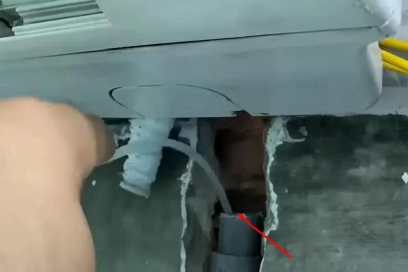 ống nước bị vỡ