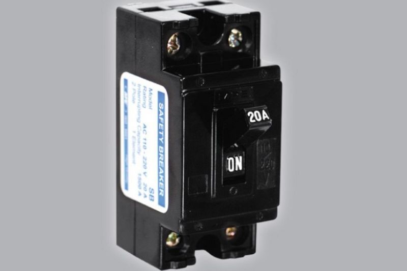 Nguyên Nhân Máy Lạnh Bị Nhảy CB Và Cách Khắc Phục Hiệu Quả 2025 cb máy lạnh