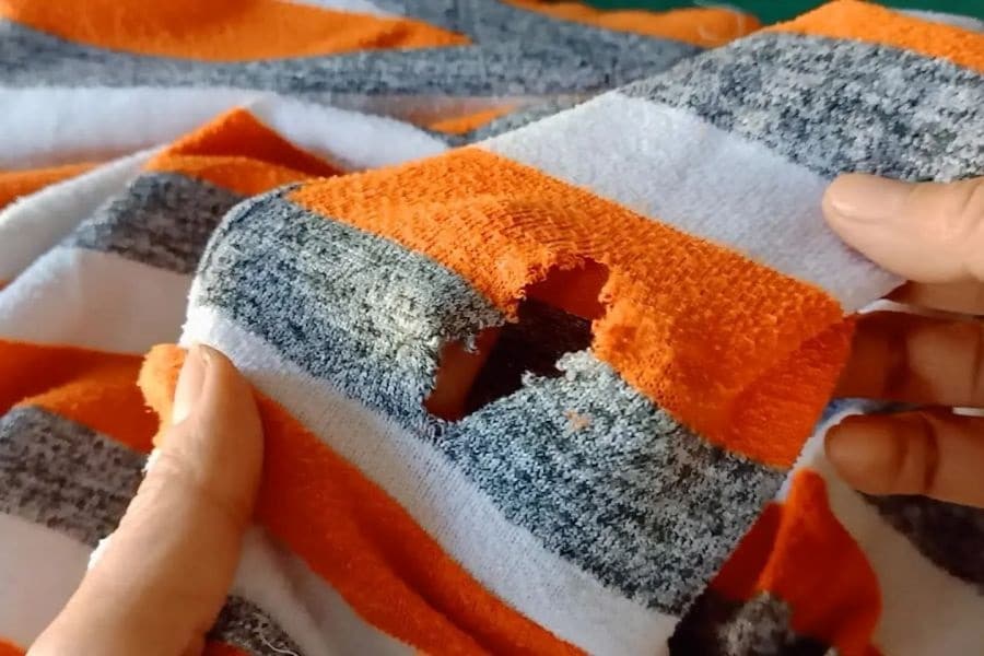 Hướng Dẫn Sửa Máy Giặt Sanyo Chi Tiết, Hiệu Quả Ngay Tại Nhà 2025 Quần áo bị rách khi giặt máy giặt