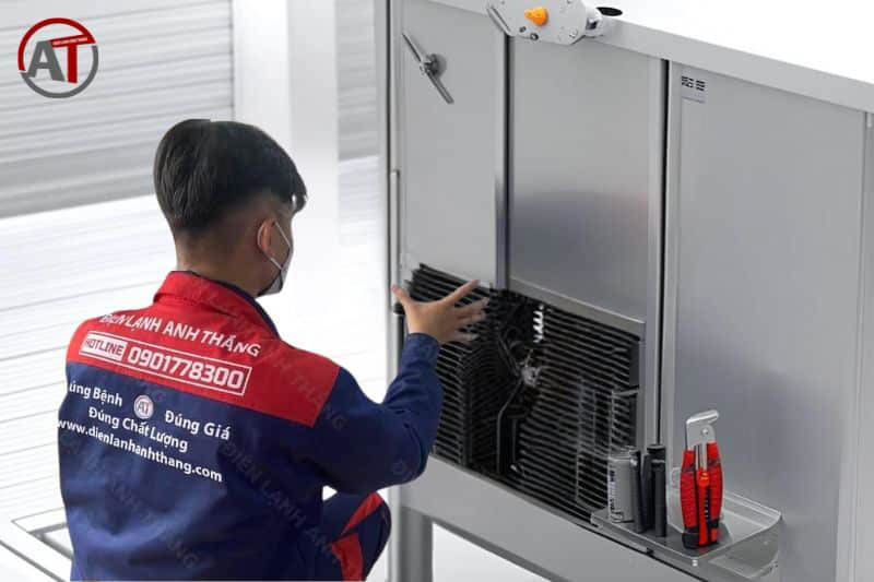 Sửa Bàn Làm Mát Công Nghiệp Chuyên Nghiệp, Báo Giá Rõ Ràng 2026 Công ty sửa bàn làm mát Điện lạnh Anh Thắng