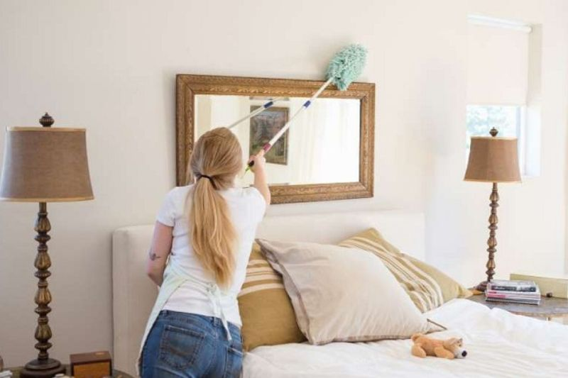 Bị Sốt Có Được Nằm Máy Lạnh Không? Lưu Ý Khi Dùng Máy Lạnh 2025 vệ sinh phòng ngủ