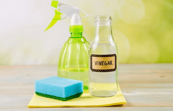 Chuẩn bị dụng cụ vệ sinh máy giặt