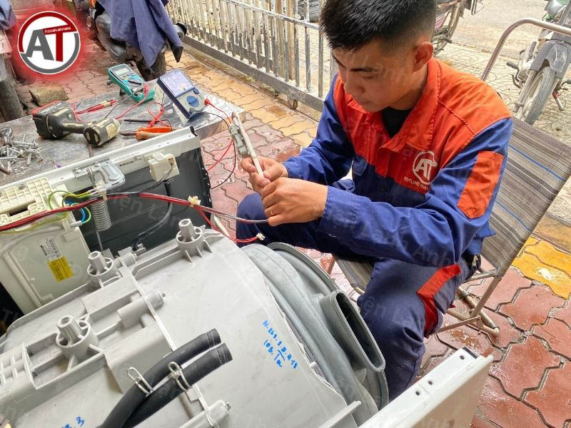 dịch vụ thay khóa cửa máy giặt Điện lạnh Anh Thắng
