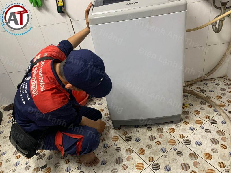 phục hồi vỏ máy giặt bị rỉ sét Điện lạnh Anh Thắng