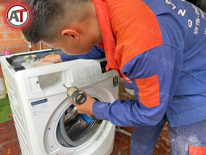 thay khóa cửa máy giặt chính hãng Điện lạnh Anh Thắng