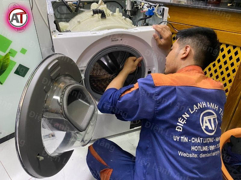 Thay Gioăng Máy Giặt Electrolux TPHCM Nhanh Gọn, Chuẩn Kỹ Thuật 2026 thay ron cao su máy giặt Điện lạnh Anh Thắng