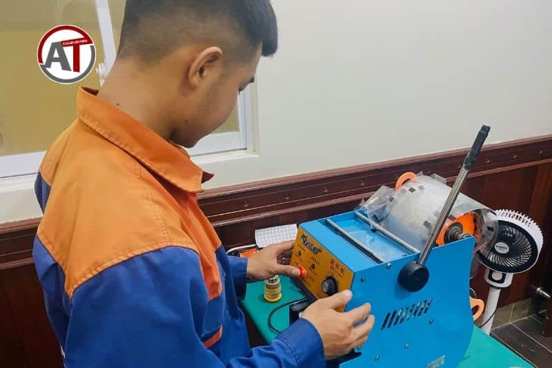 Sửa Máy Ép Miệng Ly TPHCM – Thợ Đến Tận Nơi, Sửa Dứt Điểm 2026 dịch vụ sửa máy ép miệng ly Điện lạnh Anh Thắng