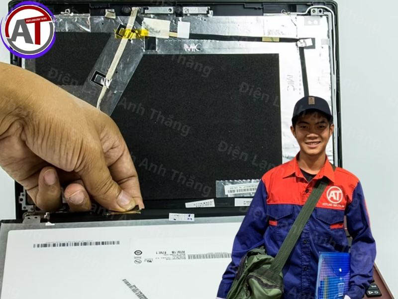 Dịch vụ thay màn hình laptop Điện lạnh Anh Thắng