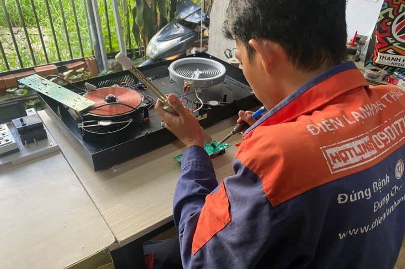 Sửa bếp từ giá rẻ Điện lạnh Anh Thắng