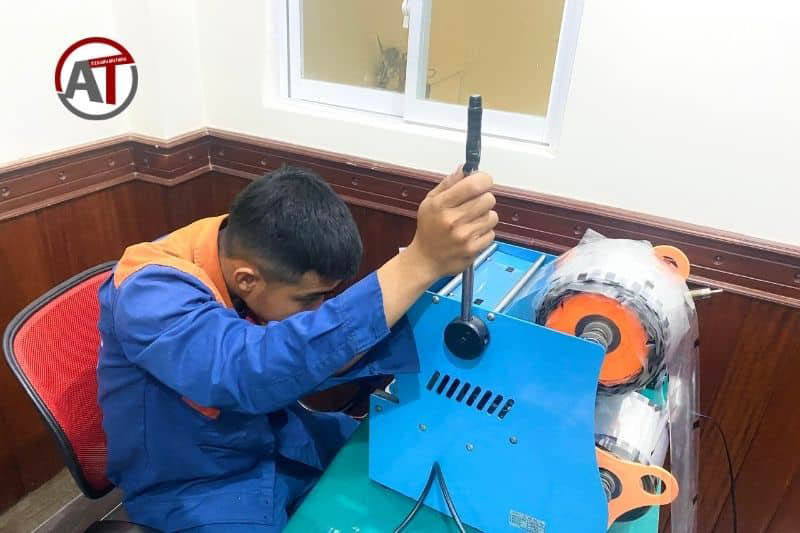 Máy Ép Miệng Ly Không Vào Điện: Nguyên Nhân Và Cách Khắc Phục 2026 sửa máy ép miệng ly Điện lạnh Anh Thắng