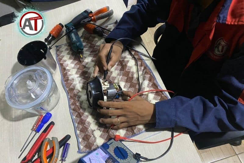 Khắc Phục Máy Xay Thịt Không Hoạt Động Nhanh Chóng Tại Nhà 2026 sửa máy xay thịt tại nhà Điện lạnh Anh Thắng