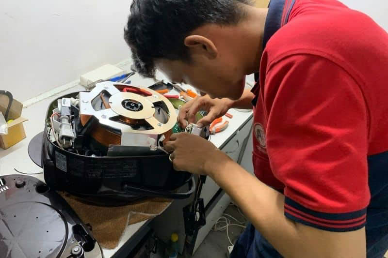 Nồi Chiên Không Dầu Bị Lỗi Bảng Điều Khiển: Dấu Hiệu Và Cách Xử Lý 2026 Sửa nồi chiên không dầu giá rẻ Điện lạnh Anh Thắng