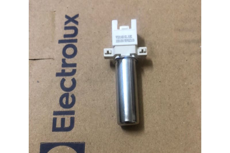 cảm biến nước nóng electrolux