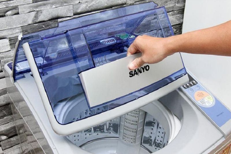 máy giặt sanyo cửa trên