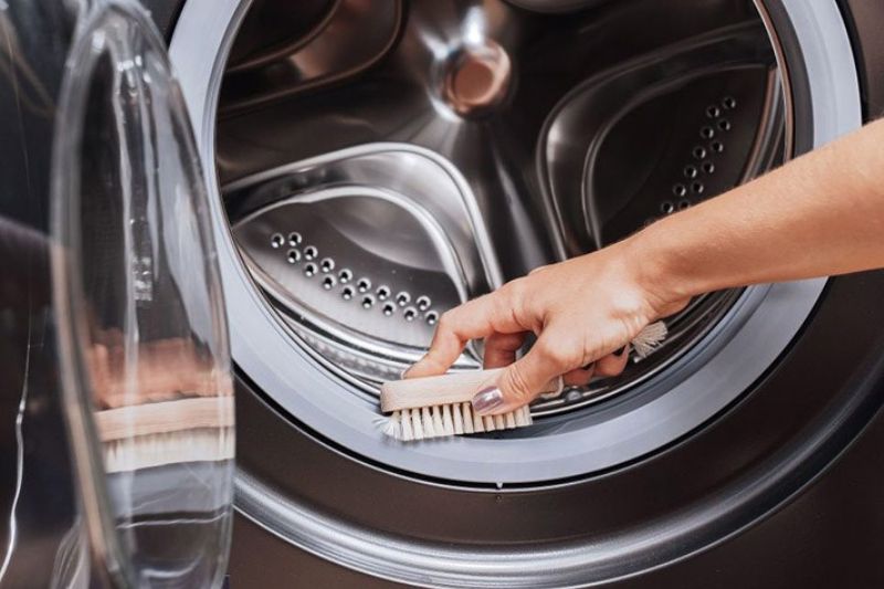 lau máy cửa trước
