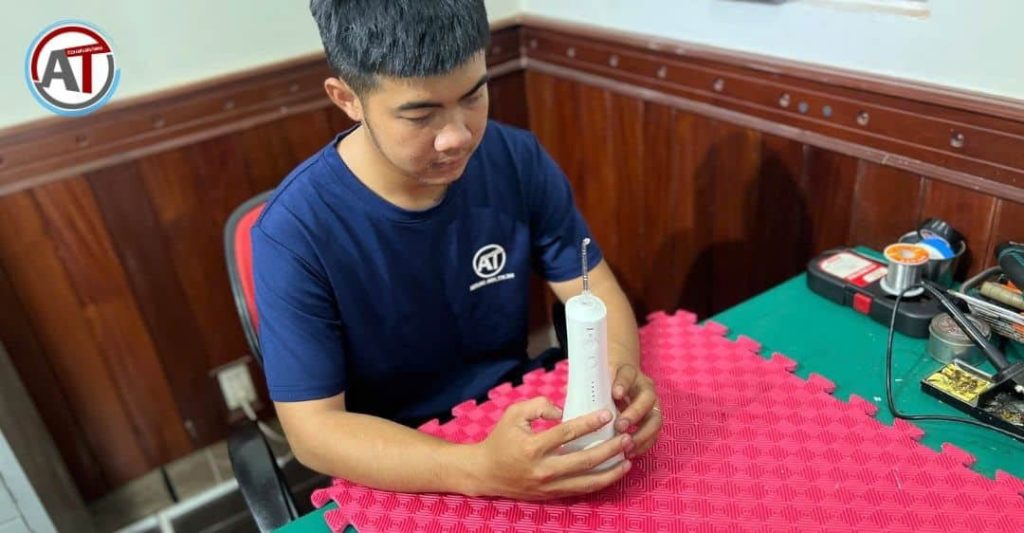 Máy Tăm Nước Không Phun Nước Phải Làm Sao? Tìm Hiểu Ngay 2026 dịch vụ sửa máy tăm nước uy tín Điện lạnh Anh Thắng