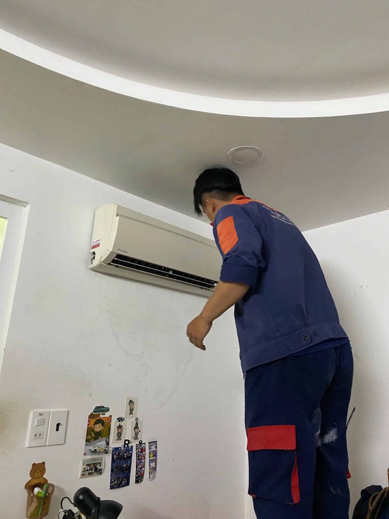 Máy giặt chảy nước bất thường – Ca kiểm tra thực tế 2026 22 12 2025 sua may lanh chay nuoc go vap.jpg