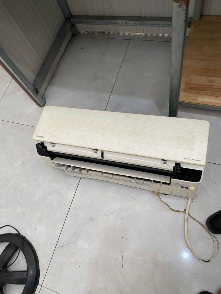 Máy lạnh cần tháo dàn lạnh theo yêu cầu – Ca kiểm tra thực tế 2026 26 12 2025 sua may lanh thao dan lanh thu duc.JPG