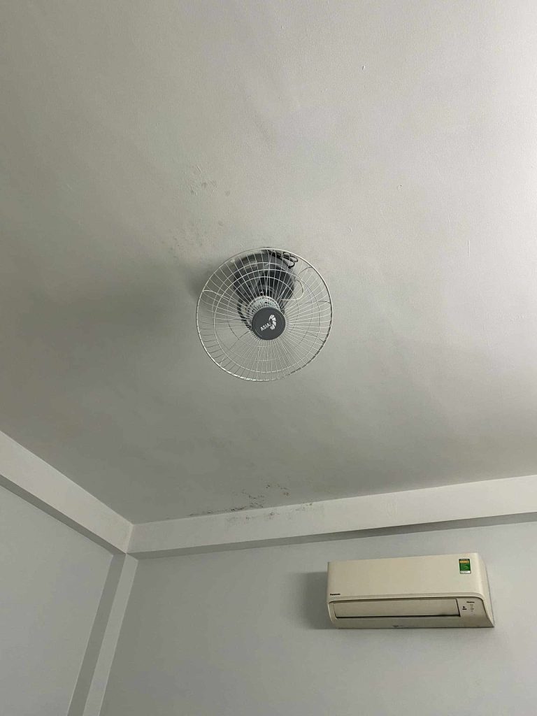 Quạt điện treo trần Asia không hoạt động ổn định – Ca kiểm tra thực tế 2026 26 12 2025 sua quat dien treo tran asia quan 6.jpg 2