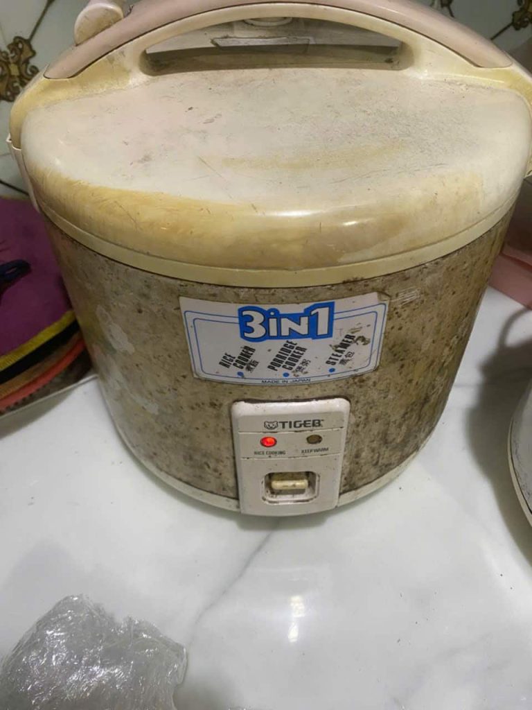 Nồi cơm điện không nhận chế độ nấu – Ca kiểm tra thực tế 2026 28 12 2025 sua noi com dien can kiem tra quan 7.jpg