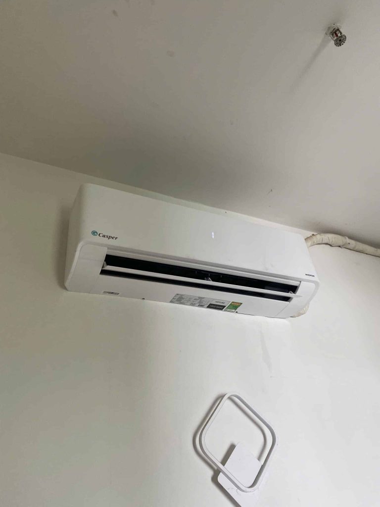 Máy lạnh bám bụi dàn lạnh – Ghi nhận kiểm tra thực tế 2026 28 12 2025 ve sinh may lanh quan 8.jpg 2