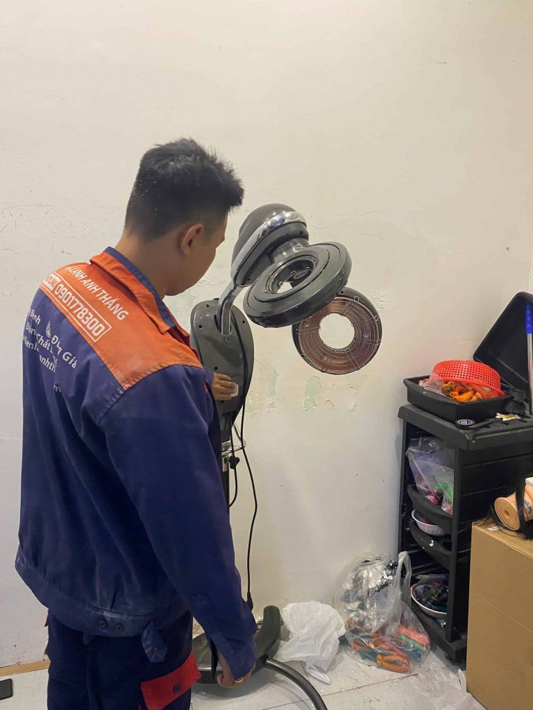 Máy uốn tóc không gia nhiệt ổn định – Ca kiểm tra thực tế 2026 29 12 2025 kiem tra may uon toc thu duc.jpg
