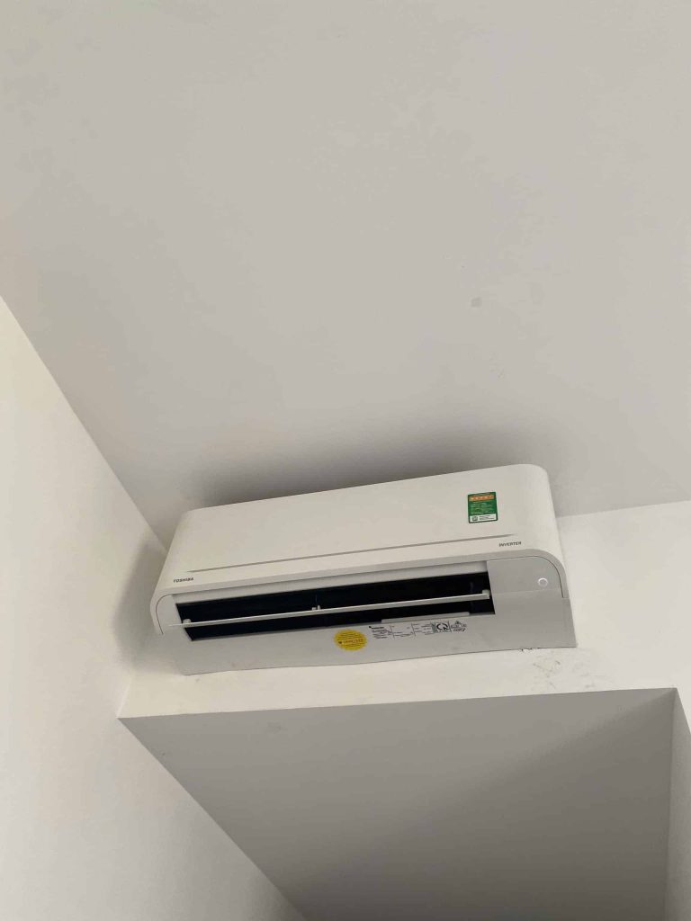 Máy lạnh không hoạt động dàn nóng – Ca kiểm tra thực tế 2026 29 12 2025 sua may lanh kiem tra binh tan.jpg 2