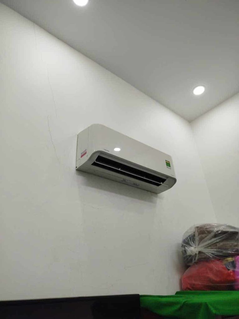 Máy lạnh chảy nước khi sử dụng – Ca kiểm tra thực tế 2026 31 12 2025 kiem tra may lanh chay nuoc binh chanh.jpg