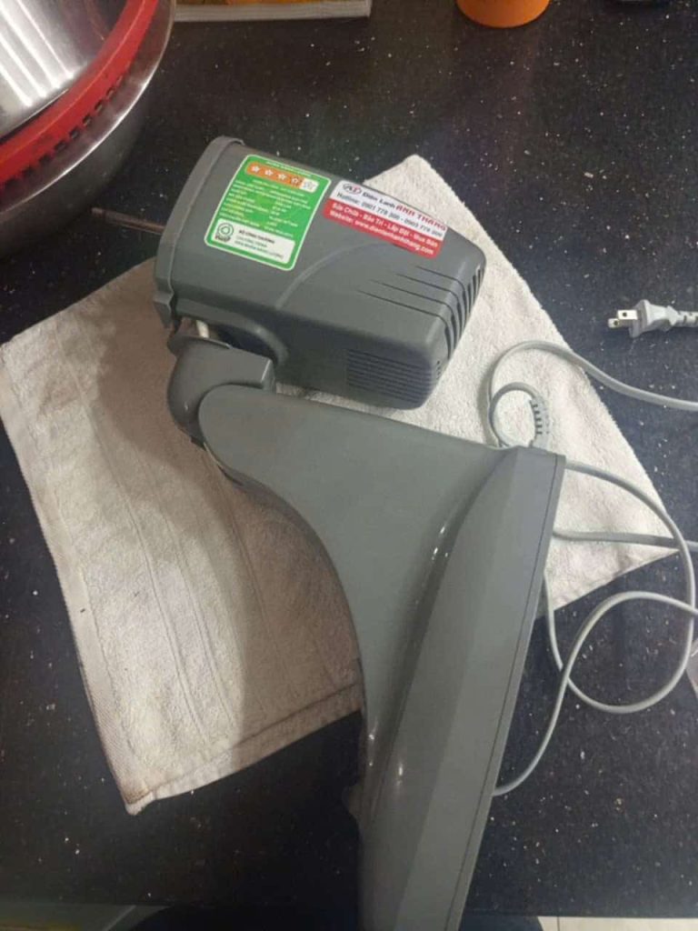 Quạt điện không phản hồi điều khiển – Ca kiểm tra thực tế 2026 31 12 2025 sua quat dien mitsu quan 1.pjg 2