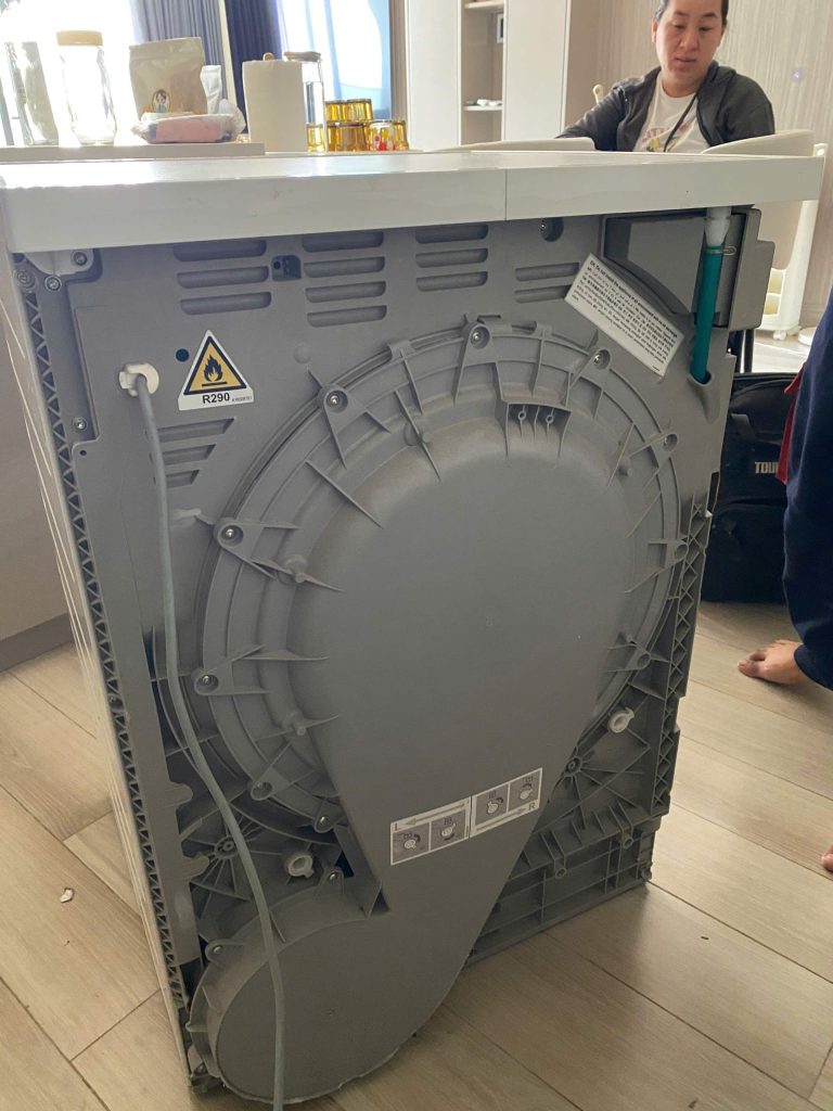 Máy sấy quần áo motor kêu to – Ca kiểm tra thực tế 2026 02 01 2026 kiem tra may say quan ao motor keu thu duc.JPG 3