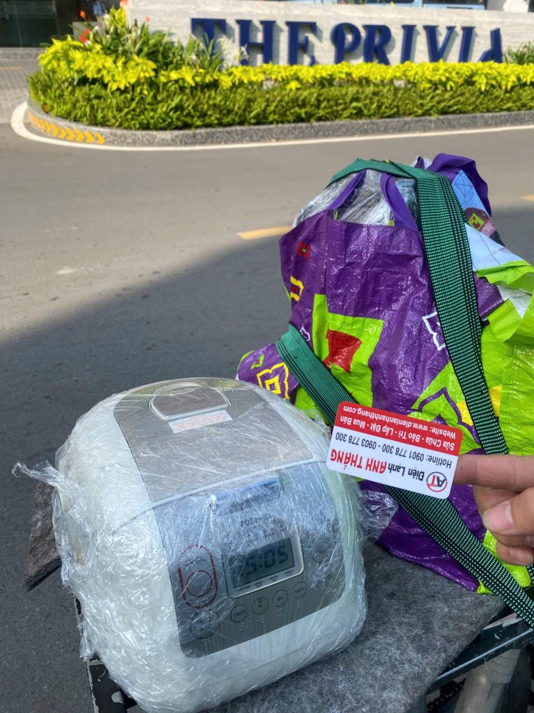 Nồi cơm điện kiểm tra không hoạt động ổn định – Ca kiểm tra thực tế 2026 02 01 2026 sua noi com dien kiem tra binh tan.JPG 2