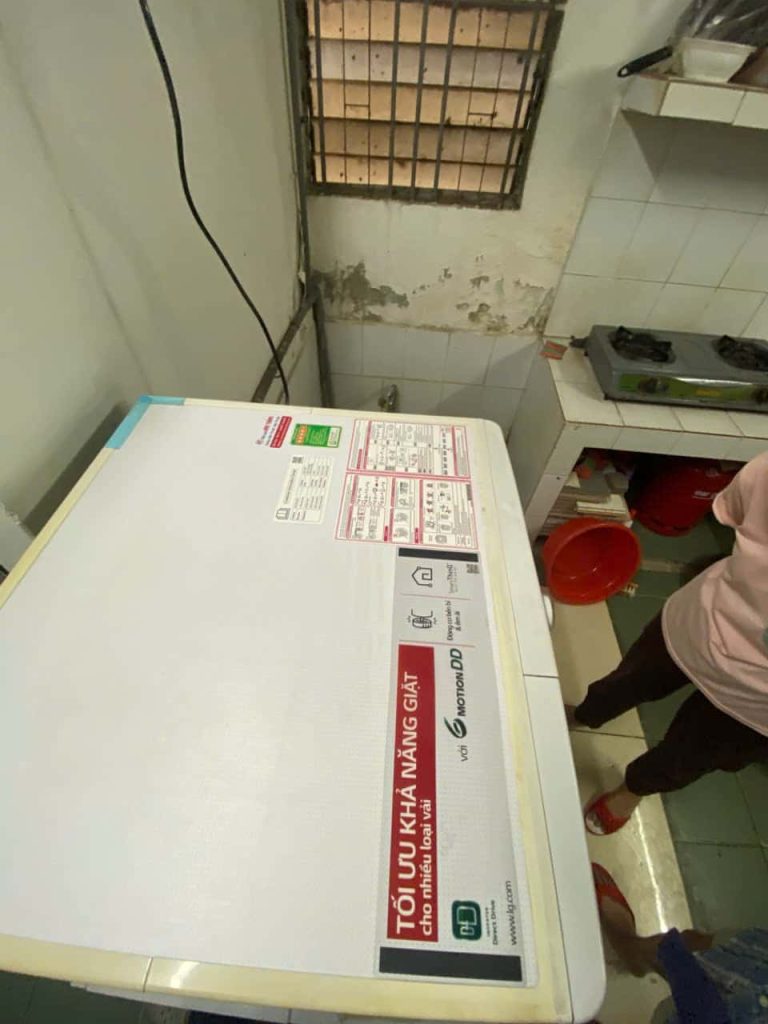 Máy giặt LG không lên nguồn – Ca kiểm tra thực tế 2026 04 01 2026 sua may giat lg loi day nguon quan binh tan.jpg 3