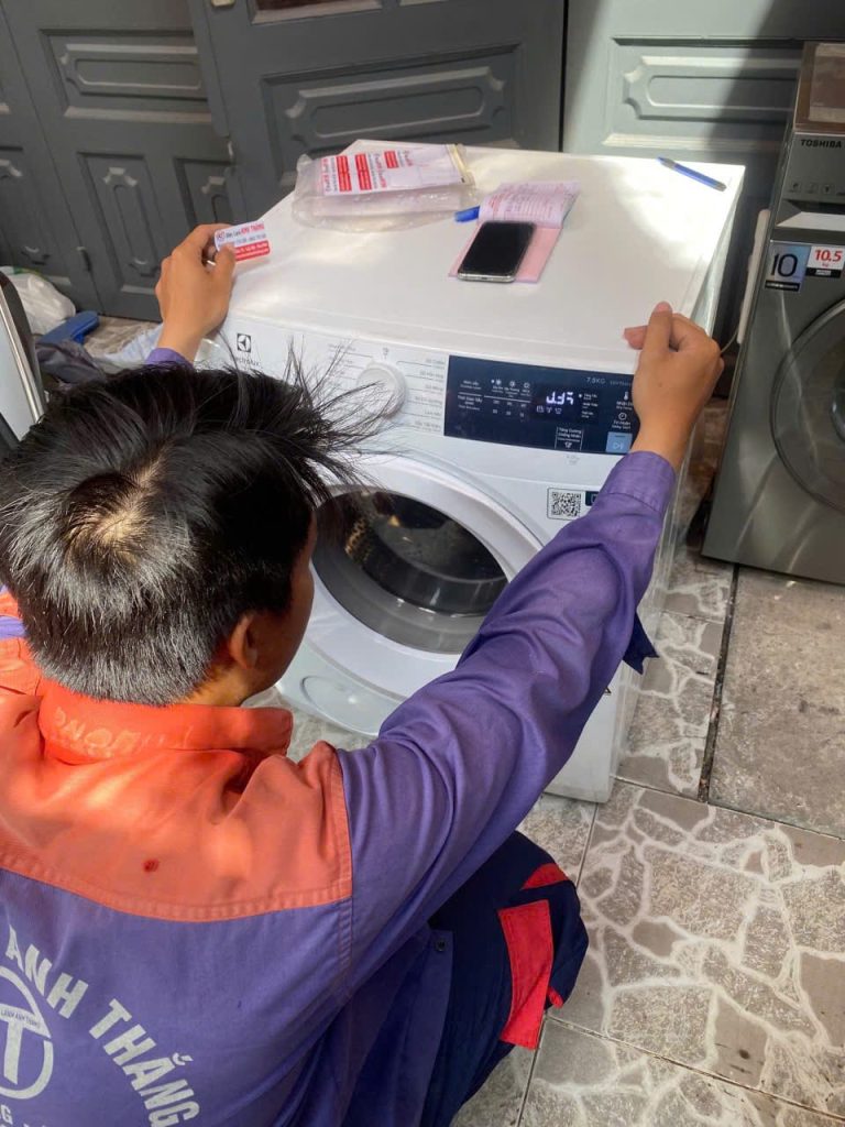 Máy sấy quần áo không hoạt động ổn định – Ca kiểm tra thực tế 2026 07 01 2026 sua may say quan ao electrolux khong nong tan phu.jpg 2